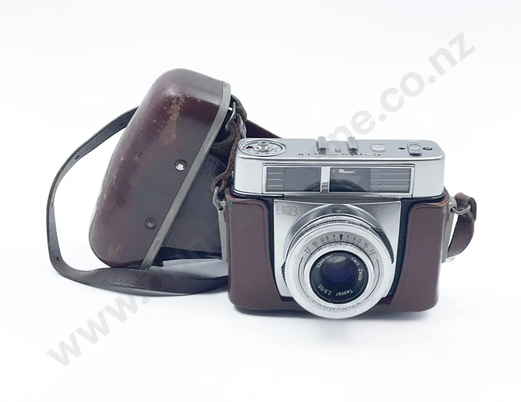 Vintage Zeiss Ikon Contessa LK Camera & Case Image 1++