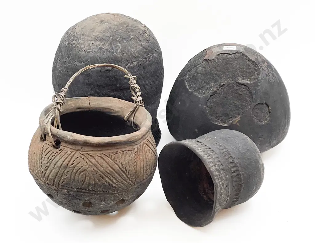 Four PNG Raku Pots Image 1++