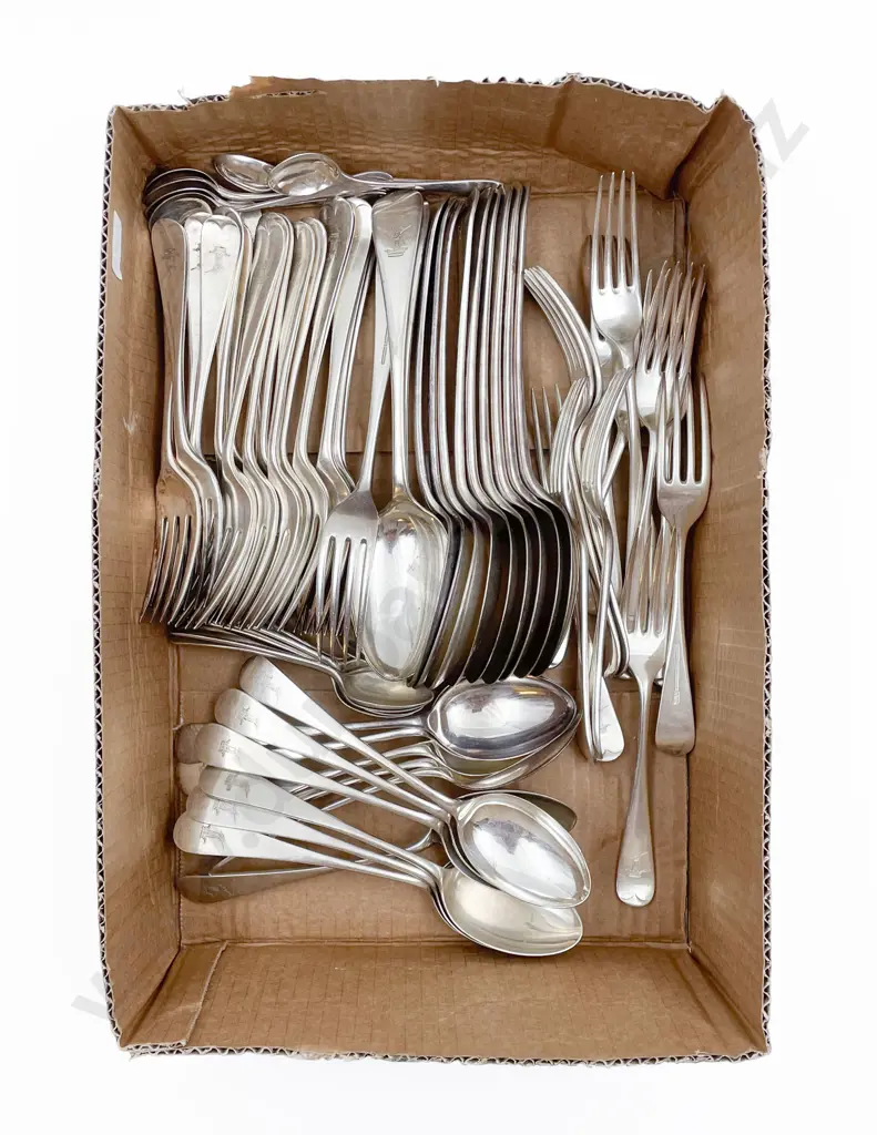 Box of Assorted S/P Cutlery Image 1++
