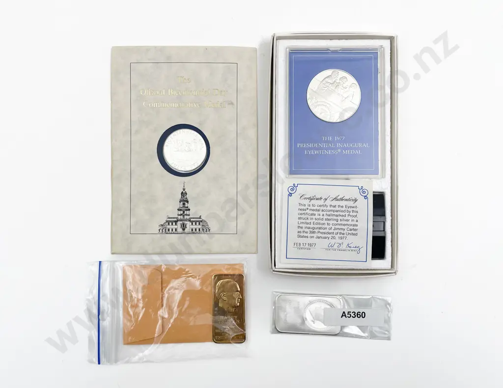 US 1976 Truman 1oz .999 Fine Silver Bar and Gold Plated Bar 1976 Silver Medal 1977 Silver Medal Image 1++