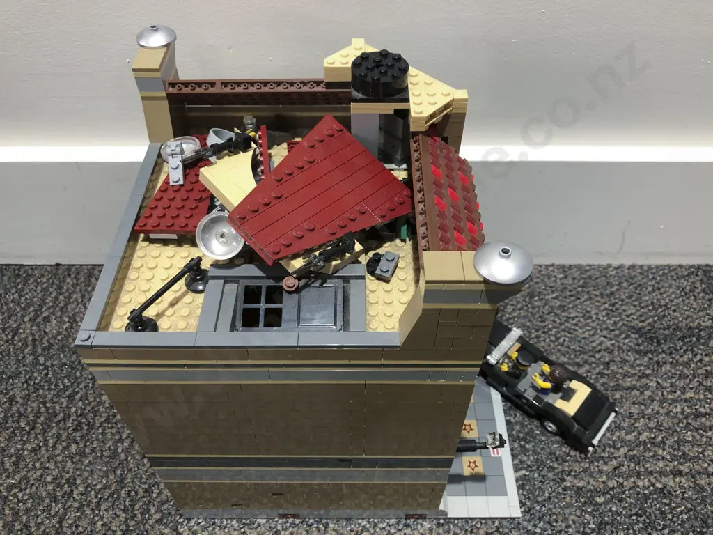 Mostly Complete LEGO Set Image 1++