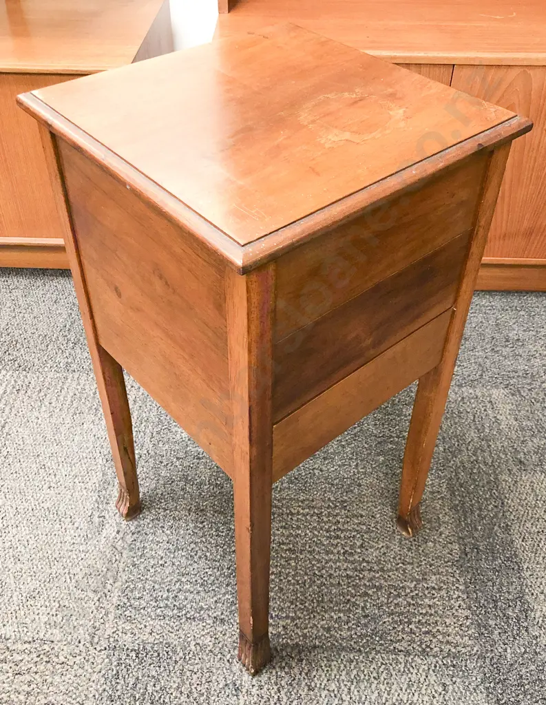 Single Drawer Tilt Top Sewing Box Image 1++