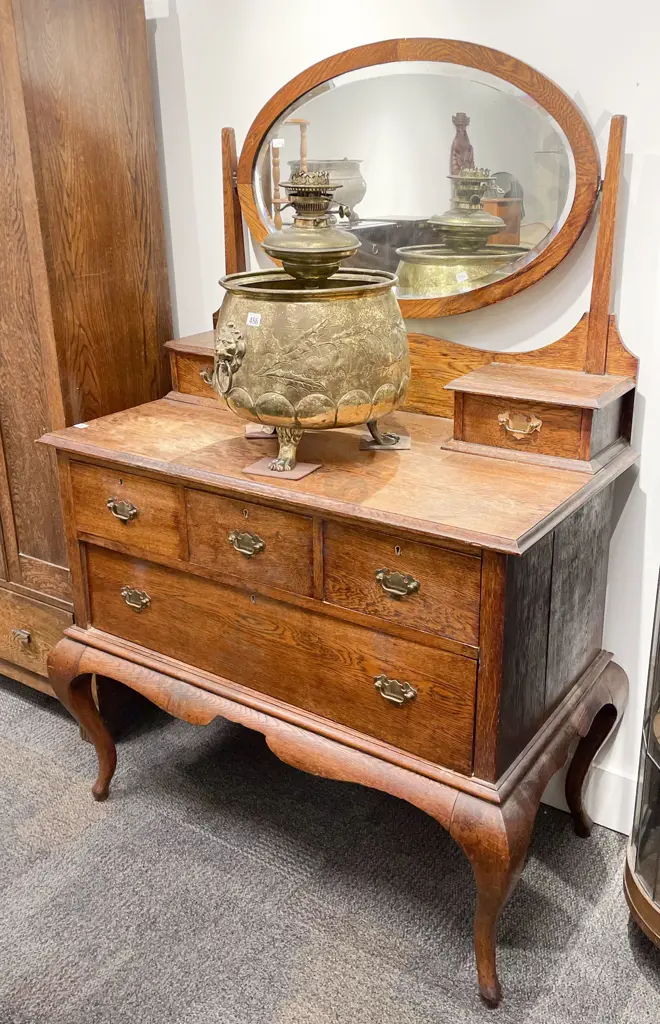 Oak Mirror Back Dressing Chest Image 1++
