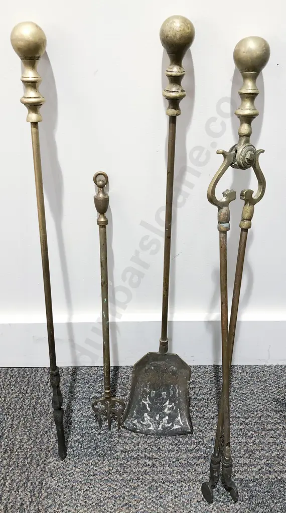 Brass Four Piece Fire Tidy Set Image 1++