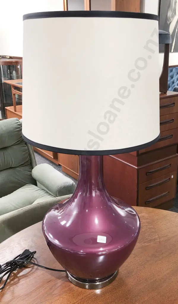 Modern Table Lamp and Shade Image 1++