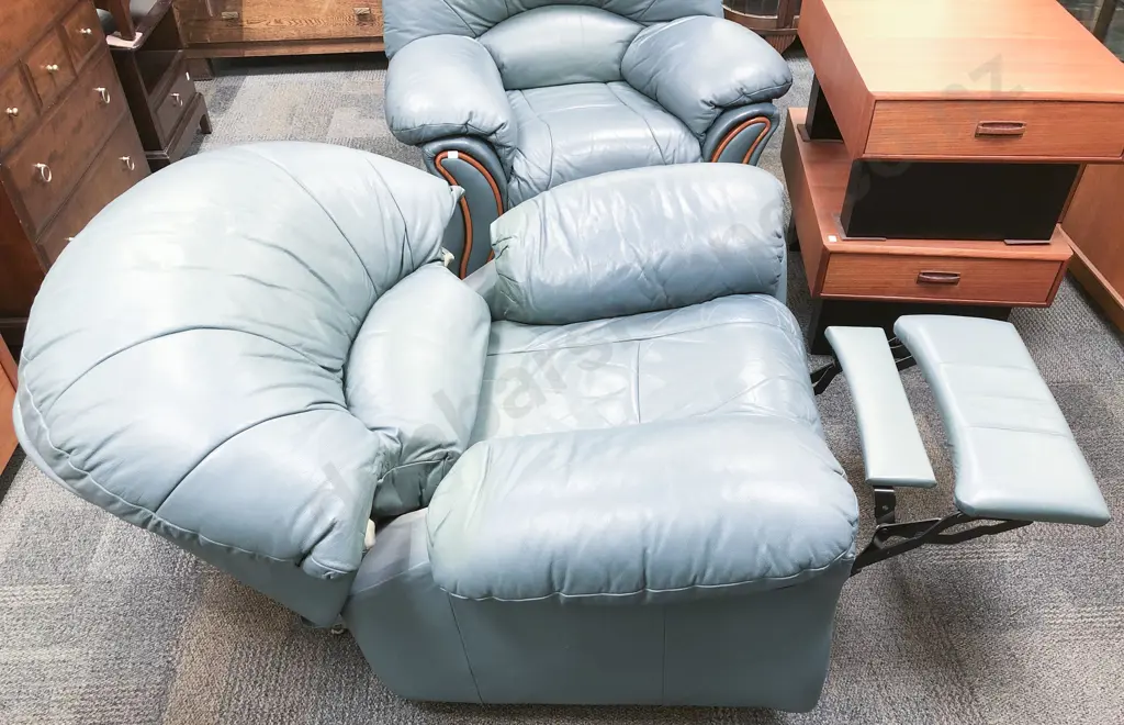 Pair of Leather Armchairs Image 1++