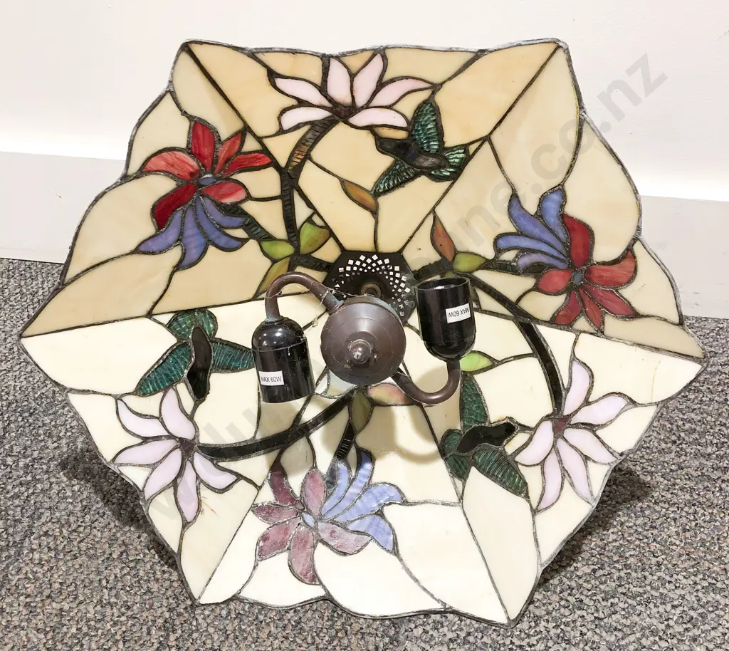 Hanging Pendant Light with Tiffany Style Shade Image 1++
