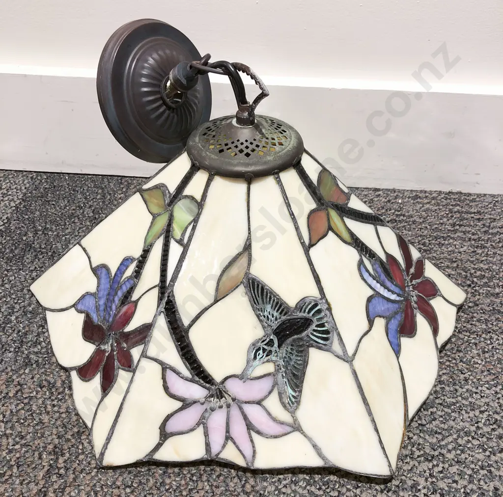 Hanging Pendant Light with Tiffany Style Shade Image 1++