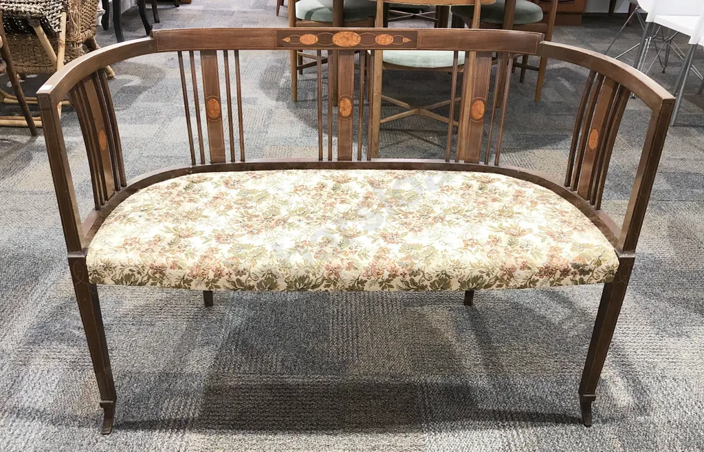 Sheraton Revival Settee Image 1++