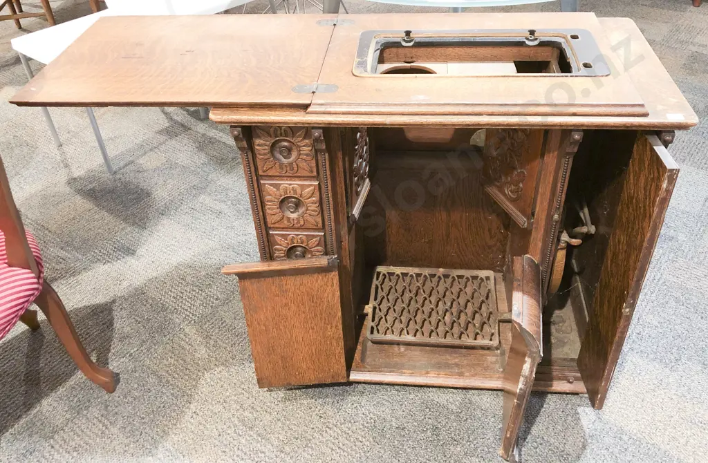 Oak Sewing Cabinet Image 1++