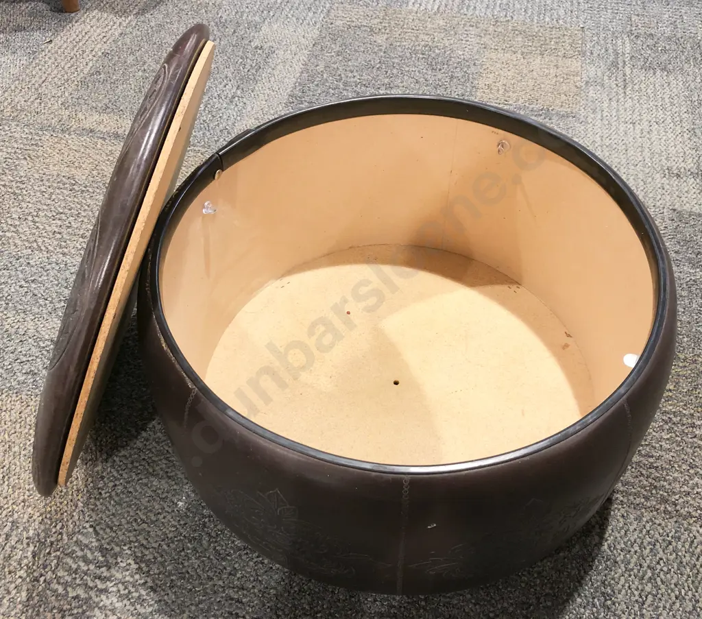 Circular Leather Ottoman Image 1++