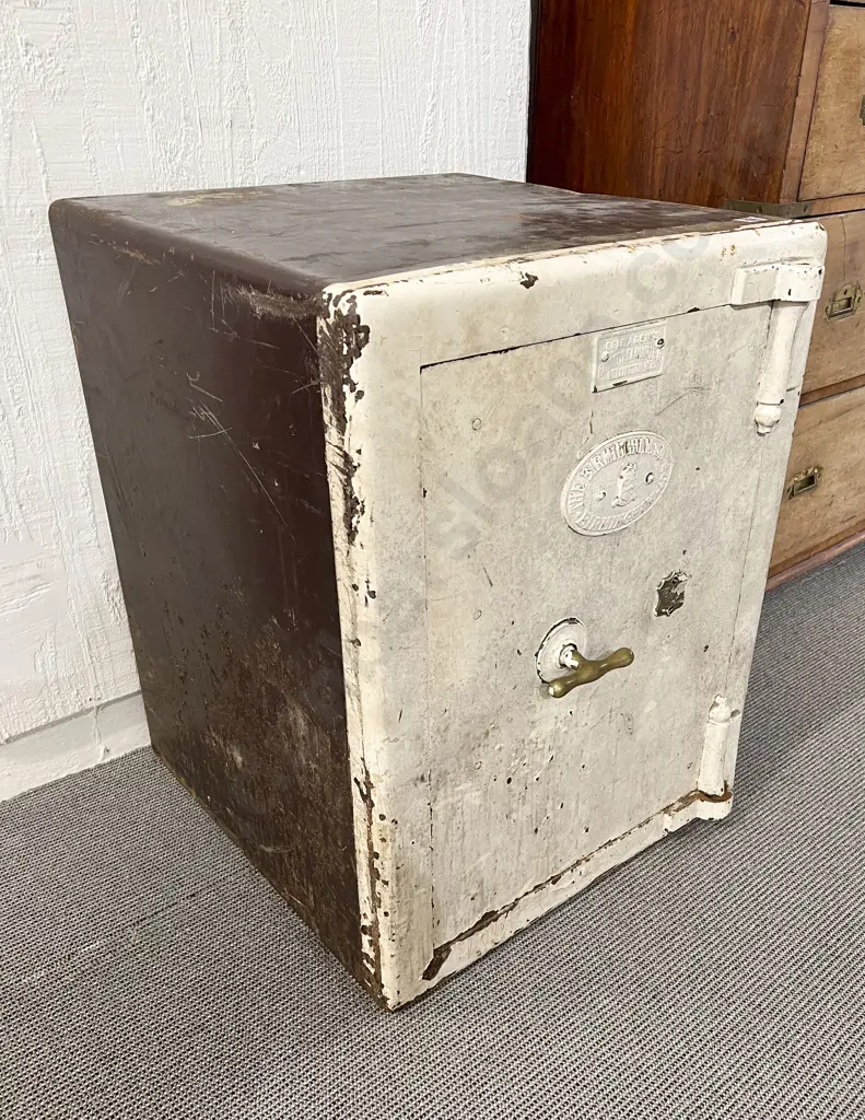 Antique Floor Safe Birmingham Safe Company Image 1++
