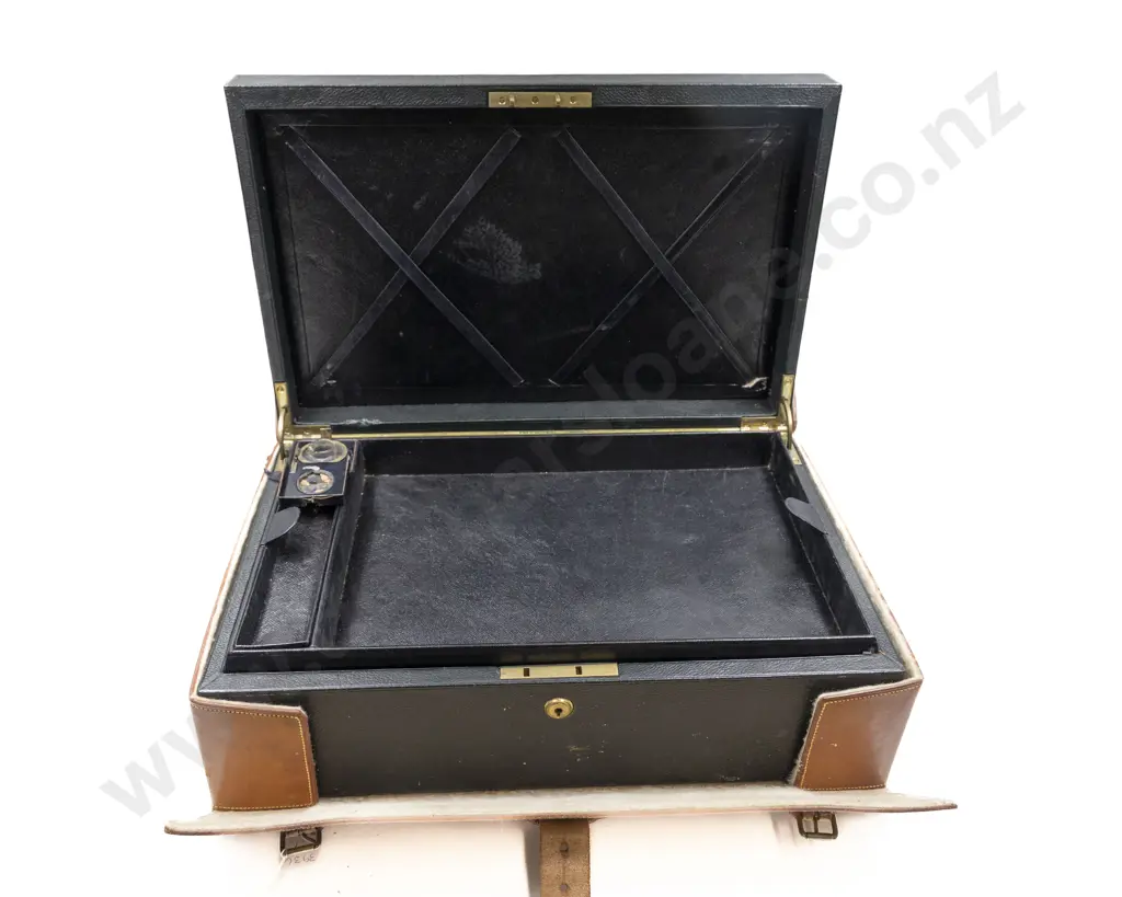 A Fine Late C19th Morocco Leather Travelling Writing Box Of The Hon A W Hogg Wellington Image 1++