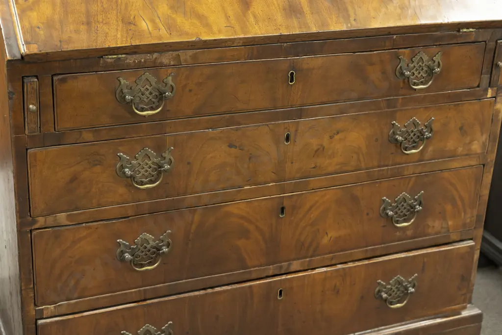 Geo III Walnut Bureau with fall front fitted interior Image 1++