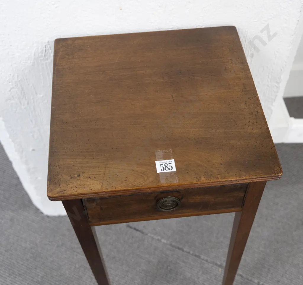 Small C19th Mahogany Side Table with square top Image 1++