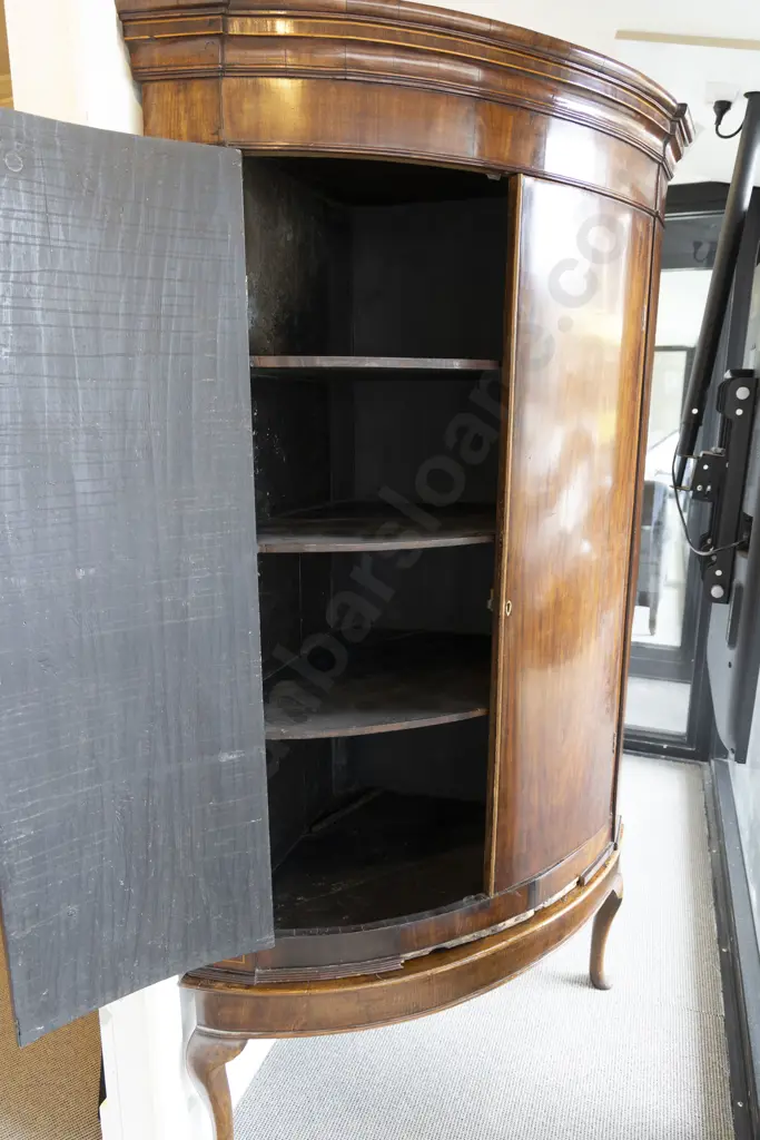 Large Geo III Mahogany and Inlaid Bow Front Corner Cabinet Image 1++