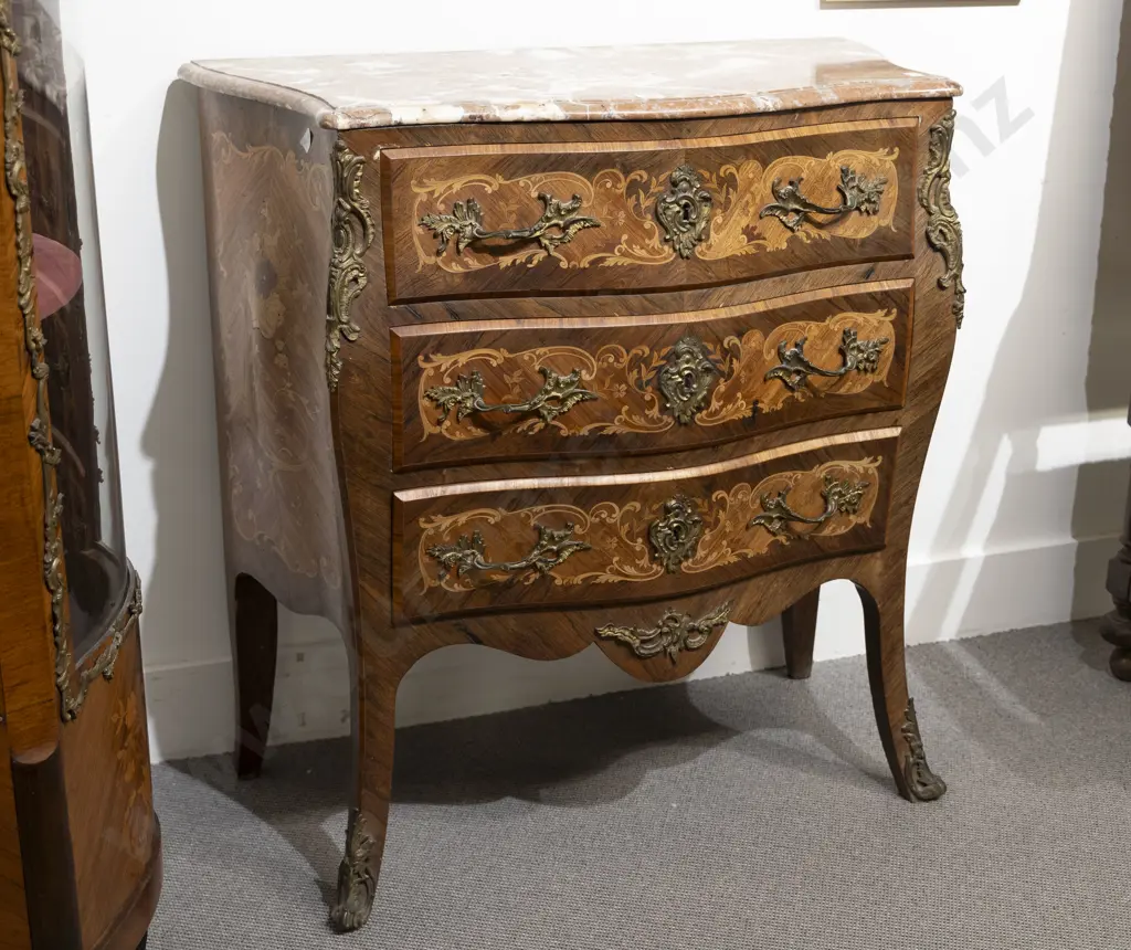French Kingwood Marquetry and Ormolu Marble Top Serpentine Commode Image 1++