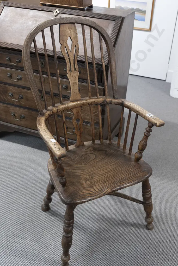 C19th Elm Windsor Chair of traditional form with pierced central splat Image 1++