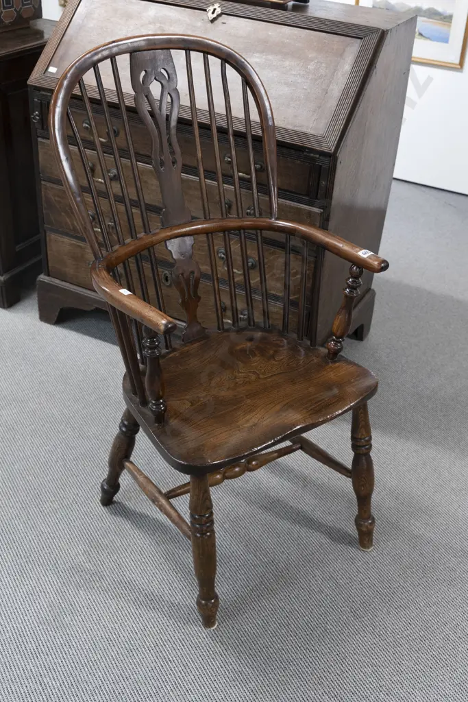 C19th Elm Windsor Chair of traditional form with pierced central splat Image 1++