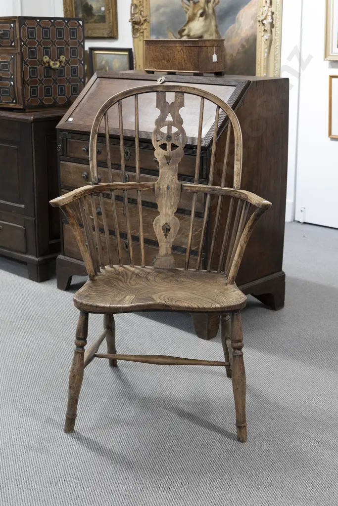 C19th Elm Windsor Chair of traditional form with pierced central splat Image 1++
