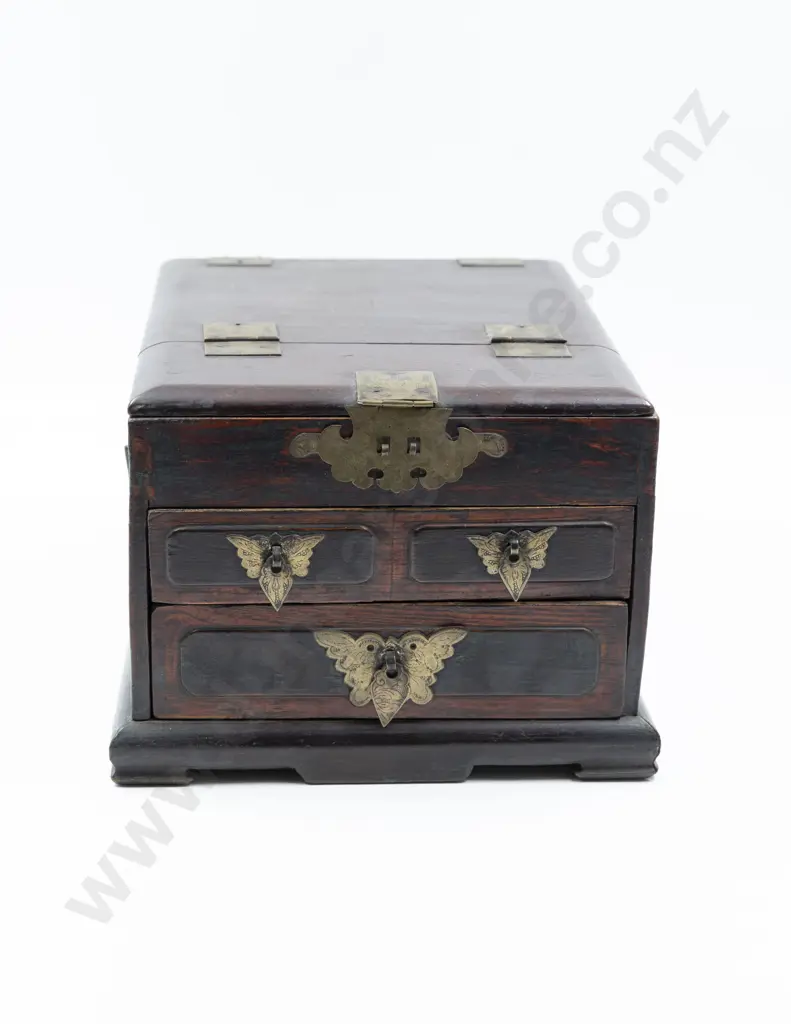 Early C20th Chinese Wooden Travelling Dressing Table Box Image 1++