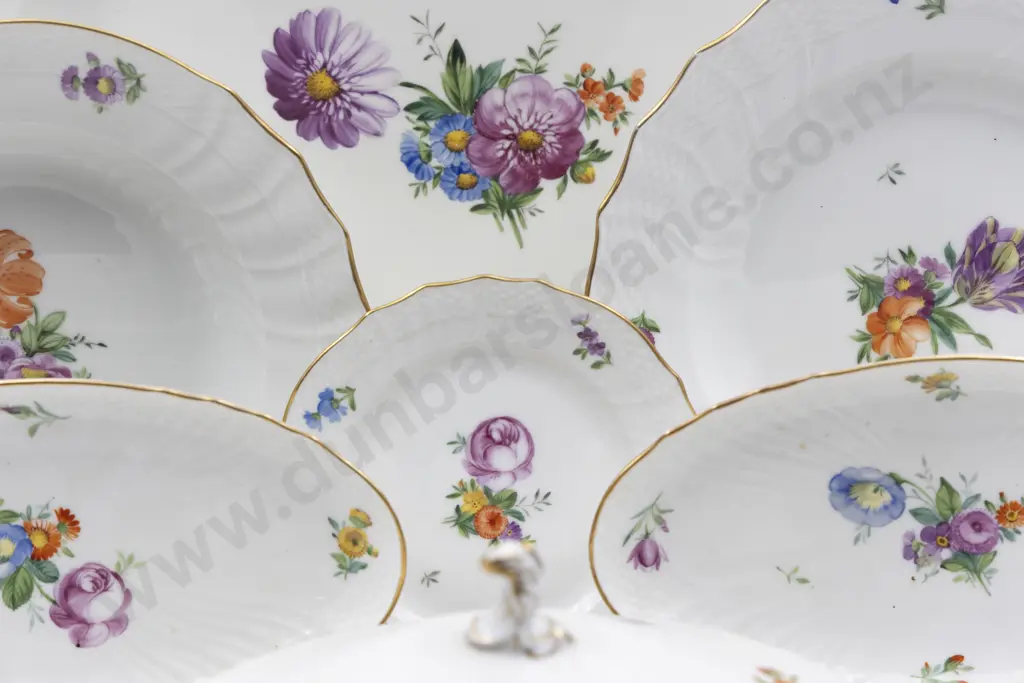 Royal Copenhagen Saxon Flower Pattern 41 Pce Dinner Set Image 1++
