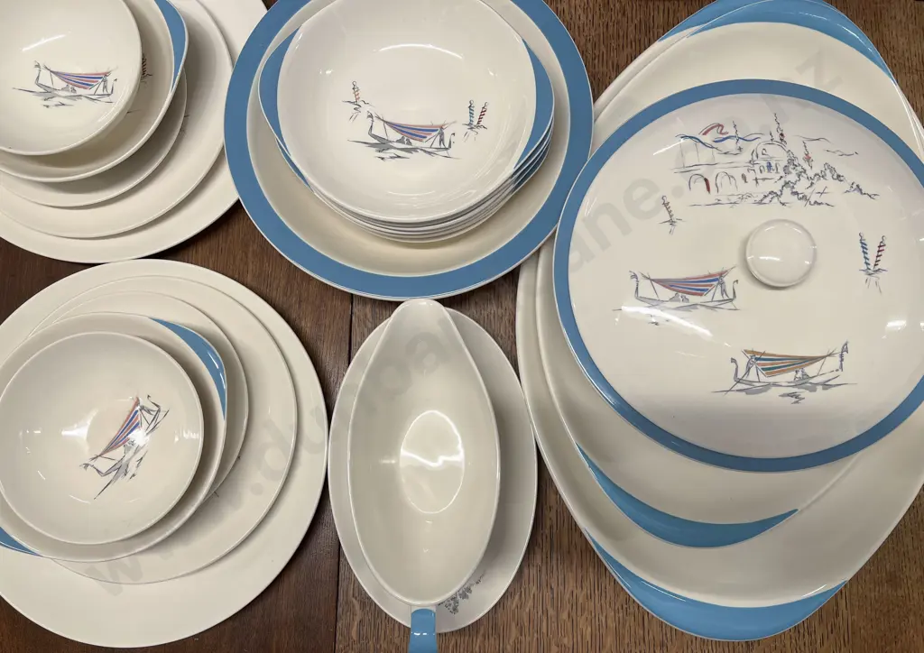 Royal Doulton "Venetian Scenes" Pattern 66pce Dinner Service Image 1++