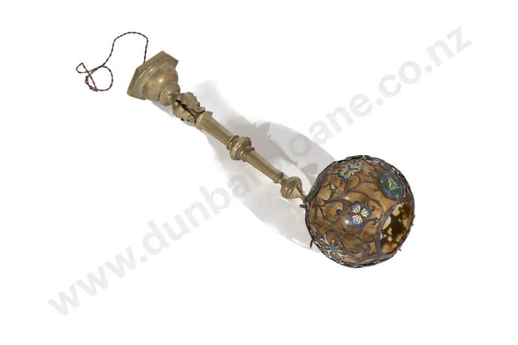 Late Vict Column Lamp Base Image 1++