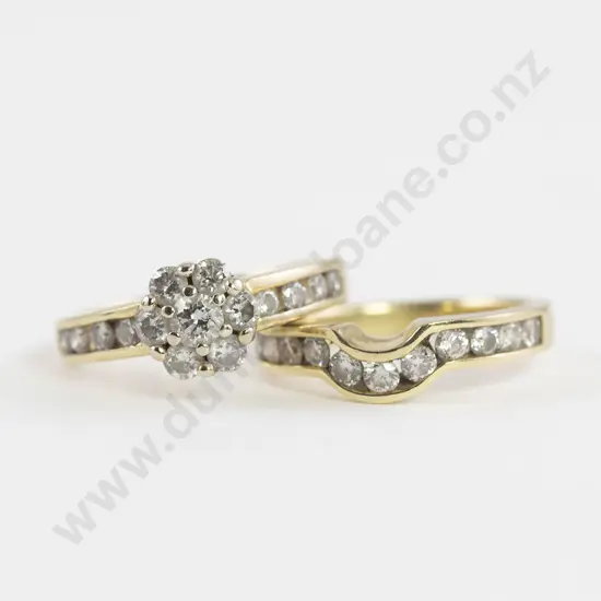 18ct 15stone Diamond Cluster Ring with fitted Eleven Stone Diamond Band