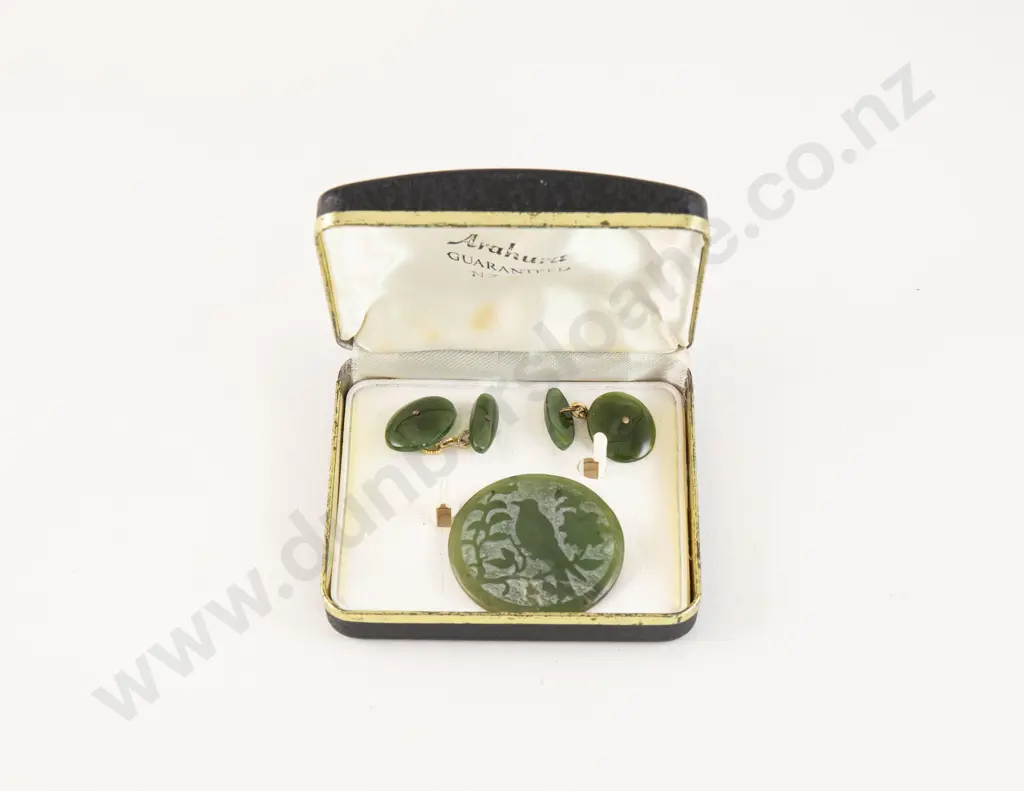 Pair Greenstone Cuff links and Lightly Carved Circular Disc Image 1++