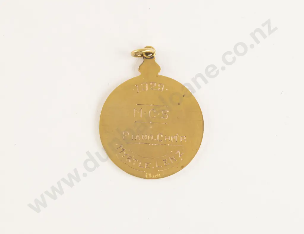 NZ 9ct Charles Begg and Co Ltd Medallion Image 1++