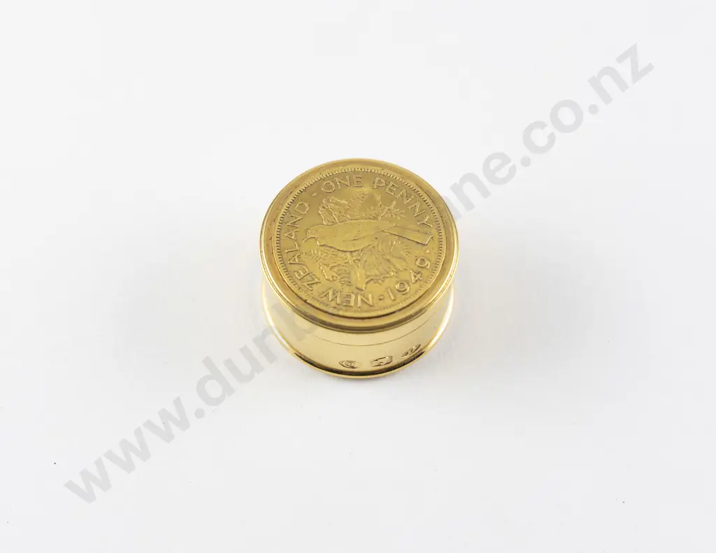 NZ Gold Plated Vinaigrette Box Image 1++