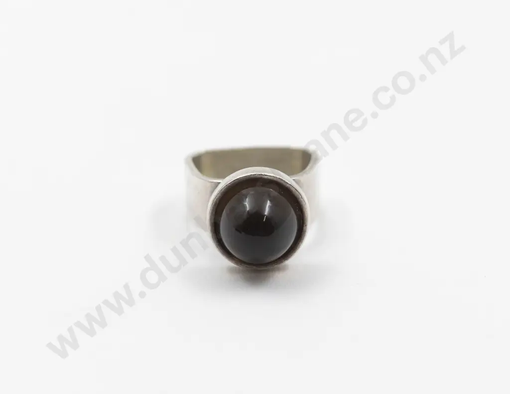 NZ Jeweller Peter Minturn S/S Single Smokey Quartz Dress Ring Image 1++