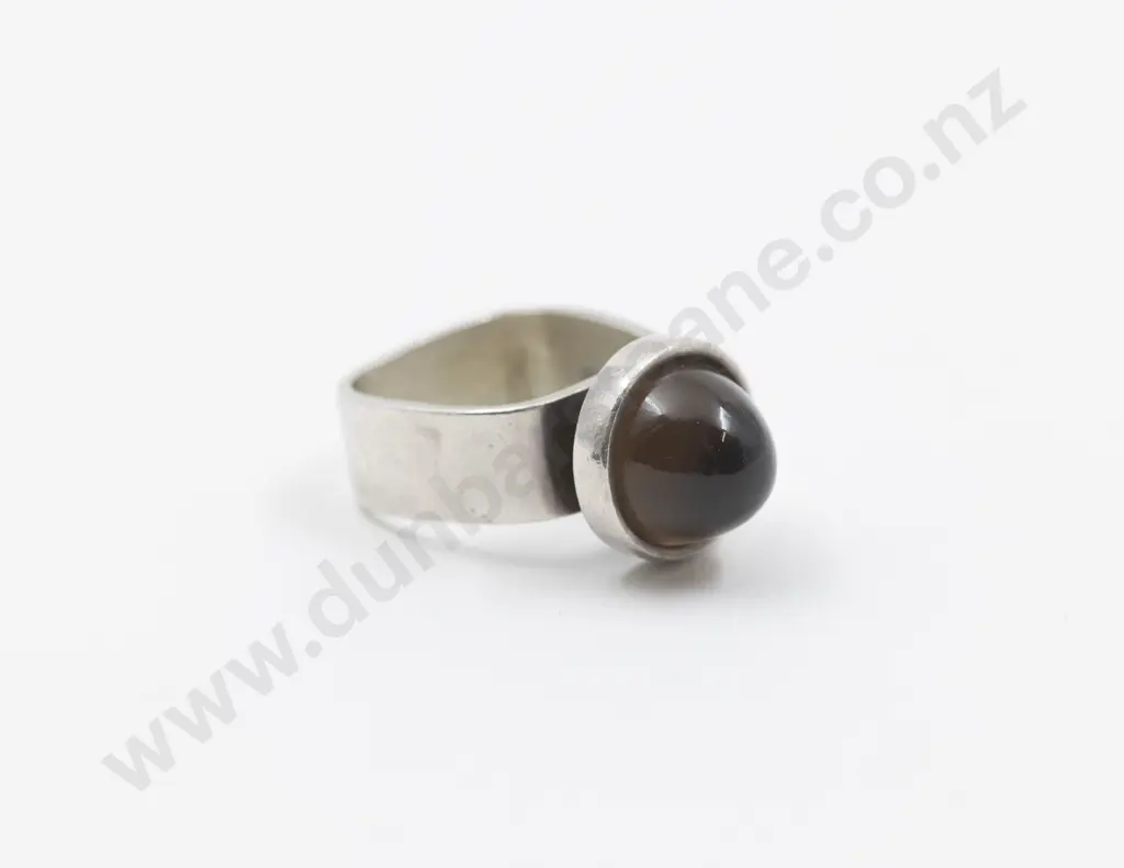 NZ Jeweller Peter Minturn S/S Single Smokey Quartz Dress Ring Image 1++
