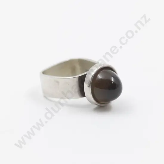 NZ Jeweller Peter Minturn S/S Single Smokey Quartz Dress Ring