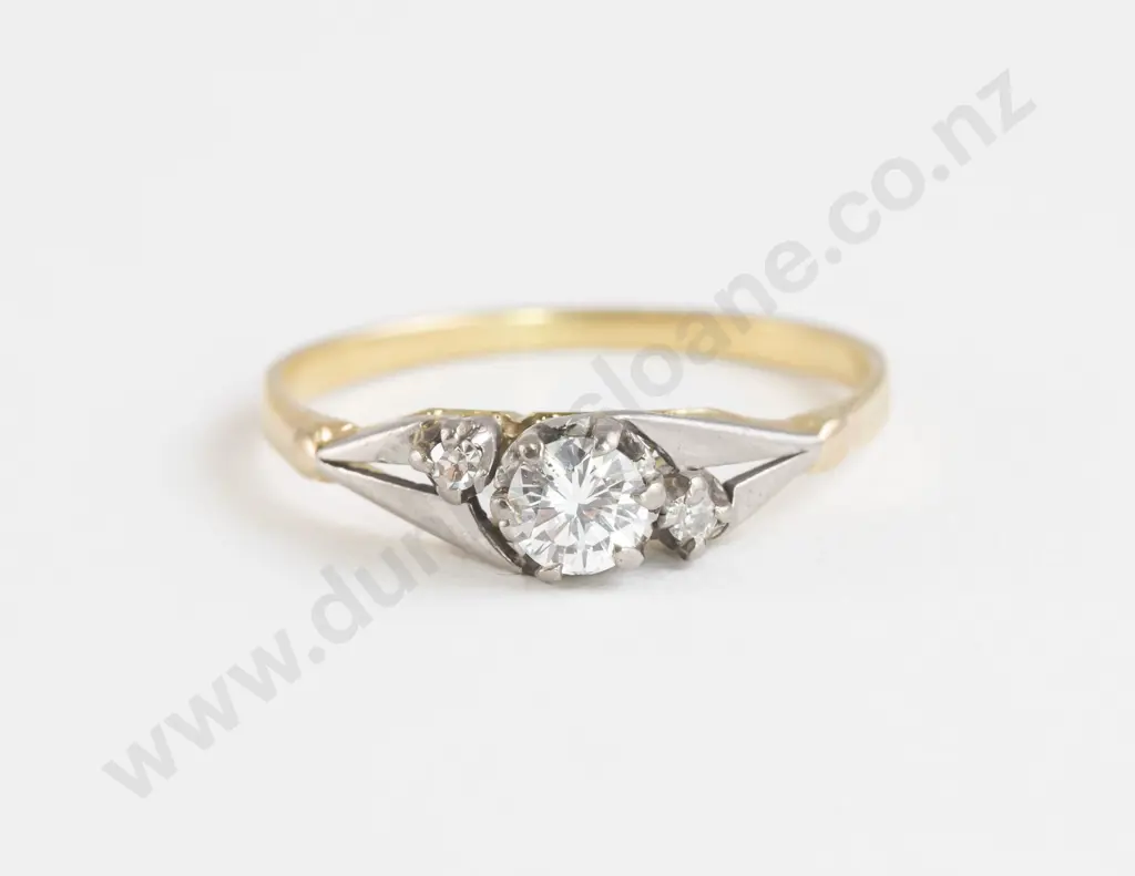 18ct Yellow Gold and Platinum Diamond Ring Image 1++
