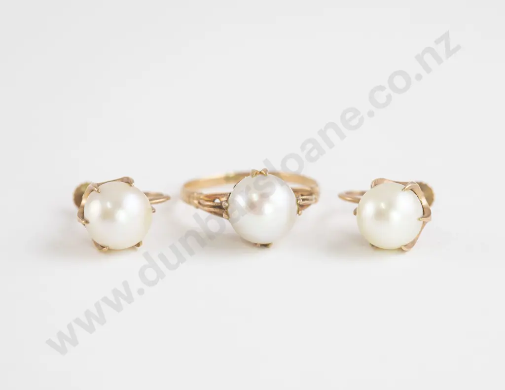 18ct Single Cultured Pearl Ring Image 1++