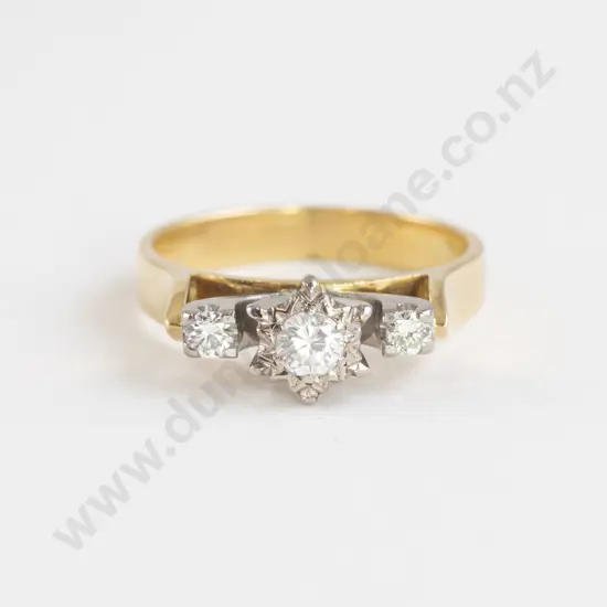 18ct Three Stone Diamond Ring