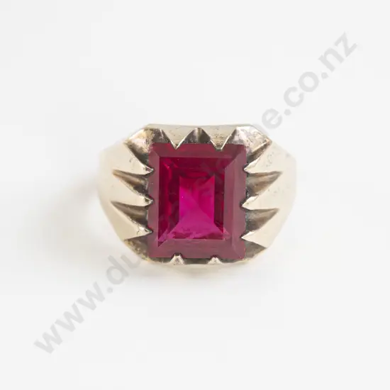 9ct Imitation Ruby Gents Signet Dress Ring