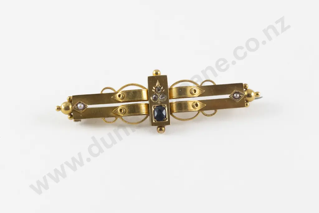 Late Vict 15ct Double Rail Bar Brooch Image 1++