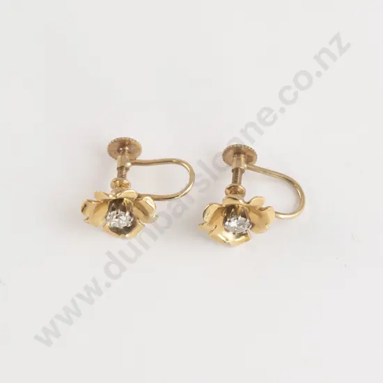 Pair 18ct & 9ct Diamond Floret Earrings each flower head set with single diamond