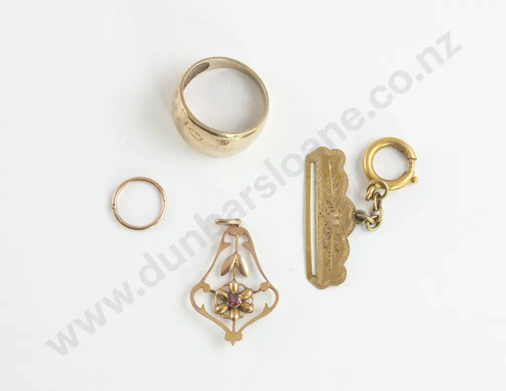 9ct Ring with Fob Piece and Pendant Image 1++