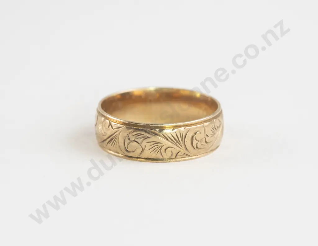 9ct Wide Wedding Band Image 1++