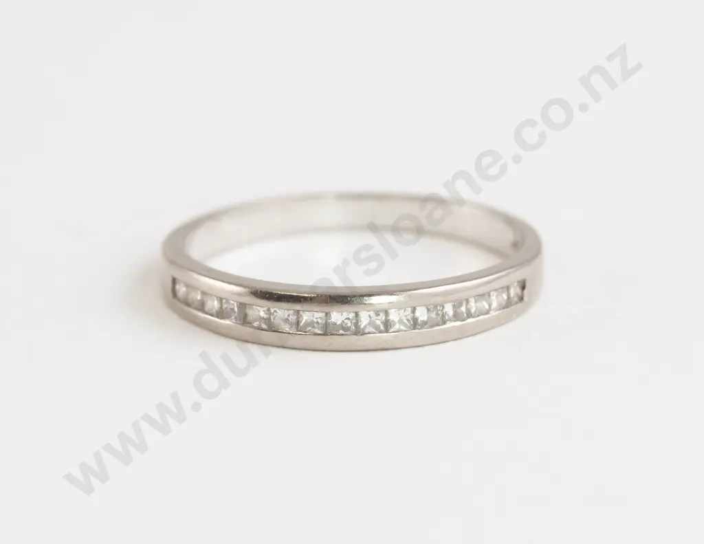 18ct White Gold 15stone Diamond Eternity Band Ring Image 1++
