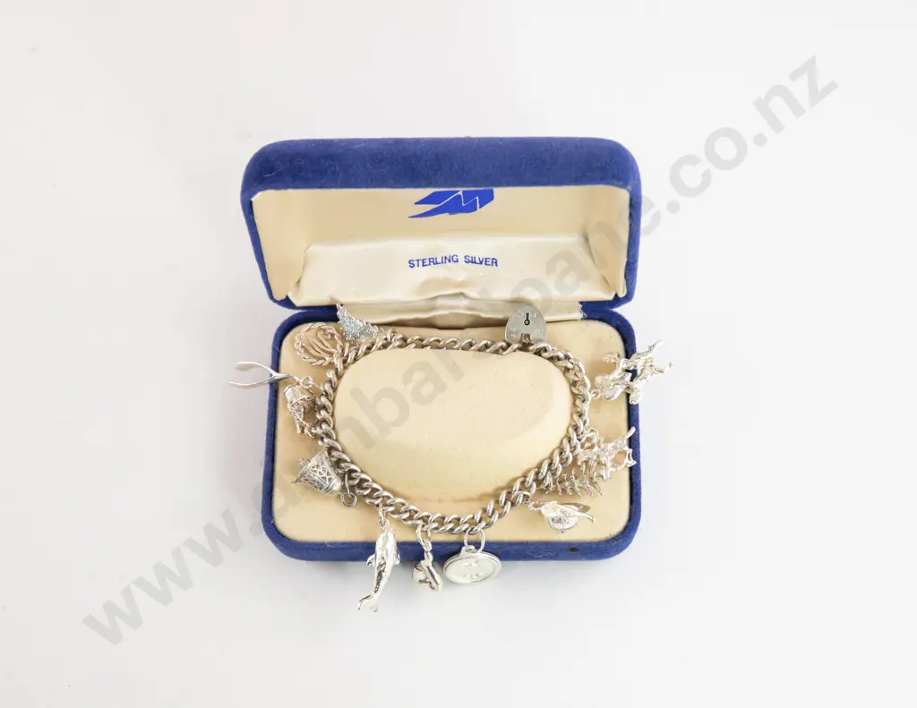 S/S Curb Link Charm Bracelet Image 1++