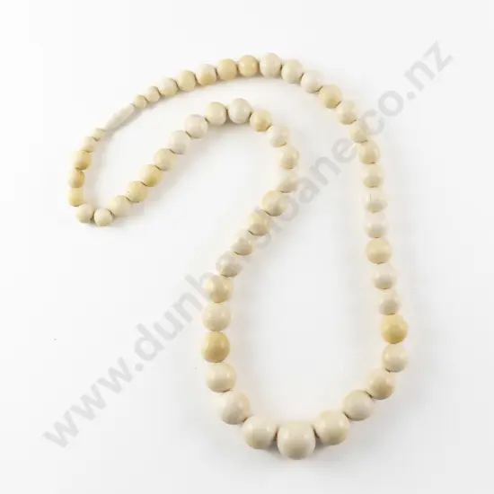 Fine Victorian Single Strand Graduated Ivory Bead Necklace