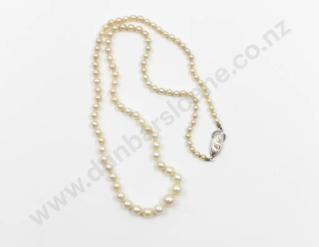 Single Strand Graduated Cultured Pearl Necklace Image 1++