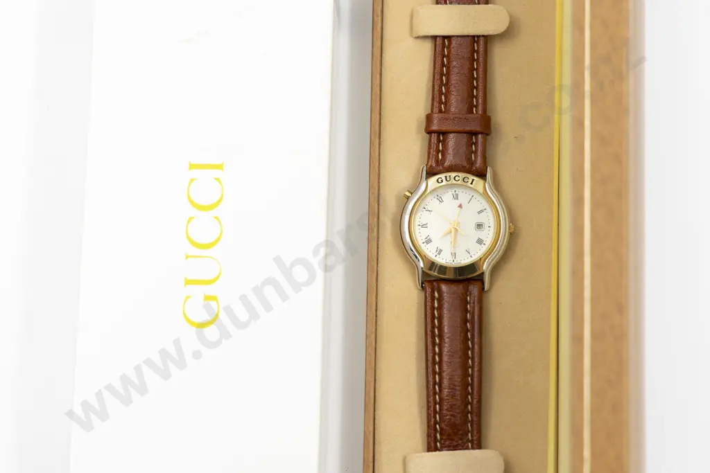 Original Boxed 'Mondiale' Gucci Quartz Ladies Wrist Watch Image 1++