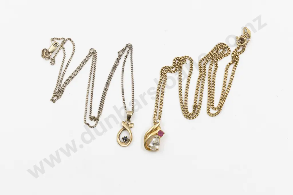 9ct Curb Link Neck Chain Image 1++