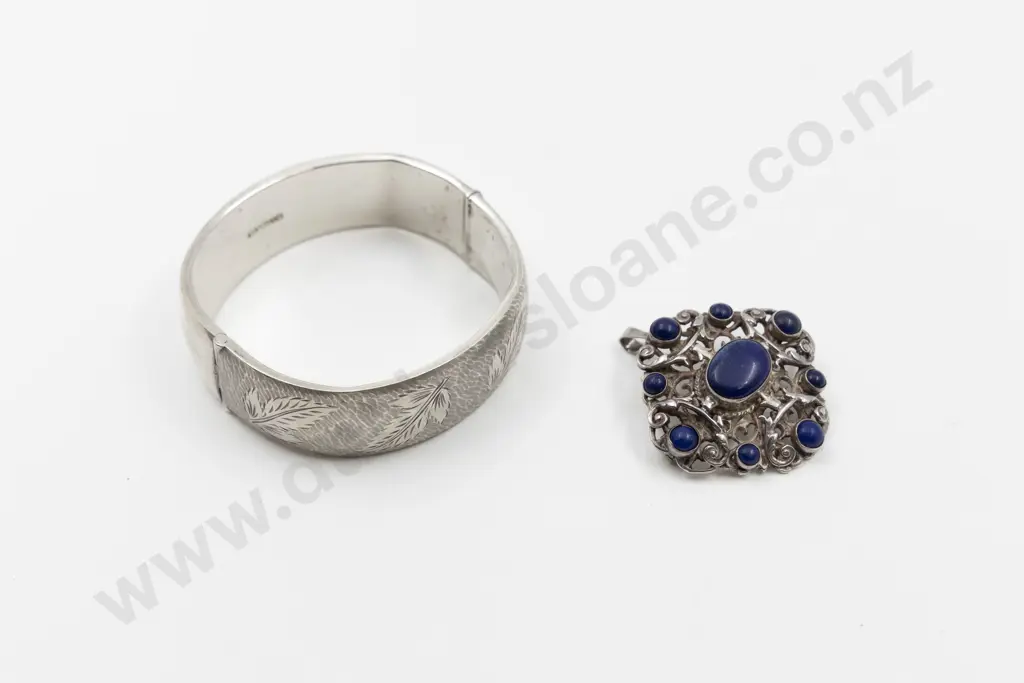 S/S and Lapis Gothic Design Brooch/Pendant Image 1++